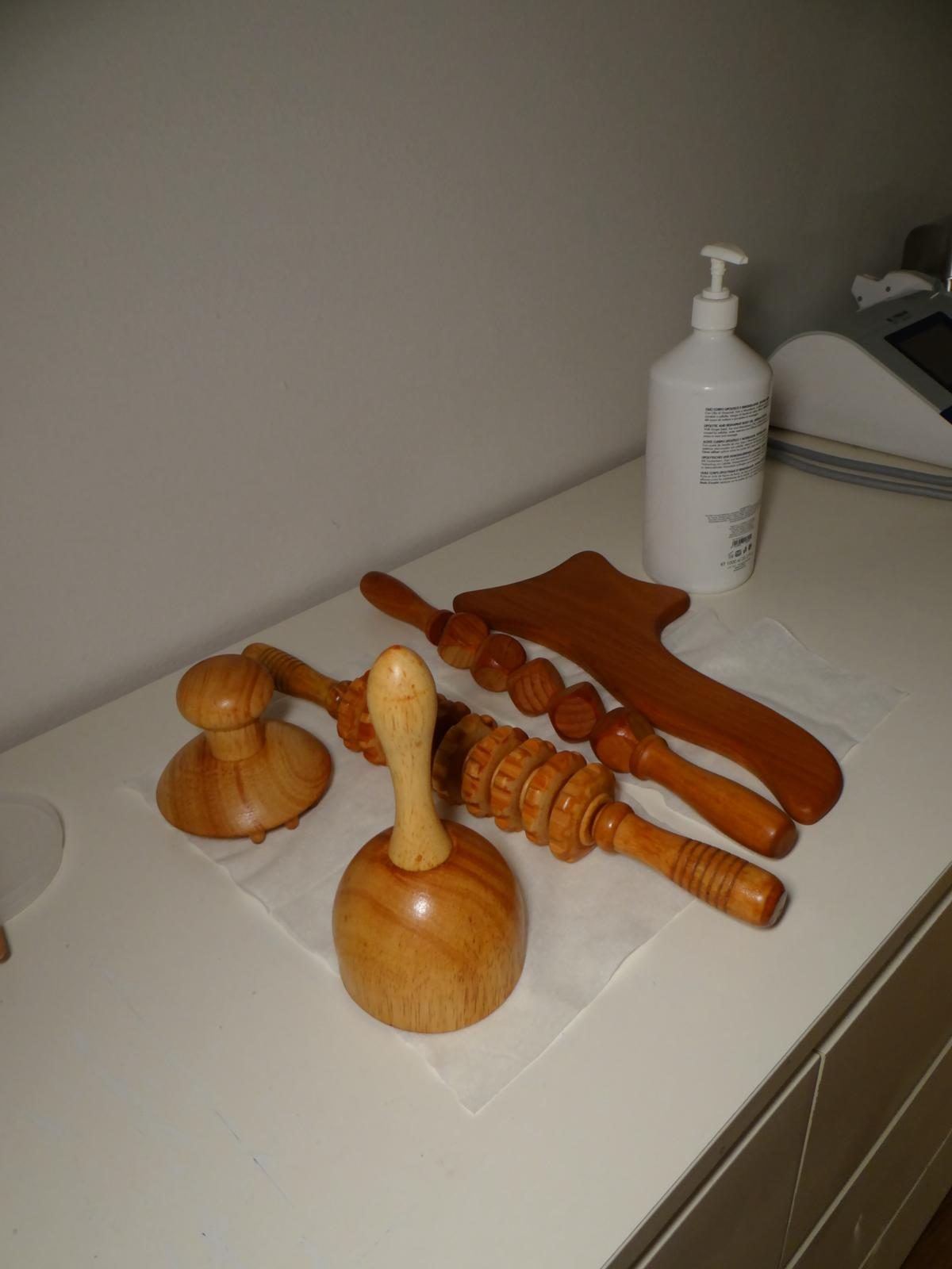 Herramientas de maderoterapia del centro Maren en Cornellà