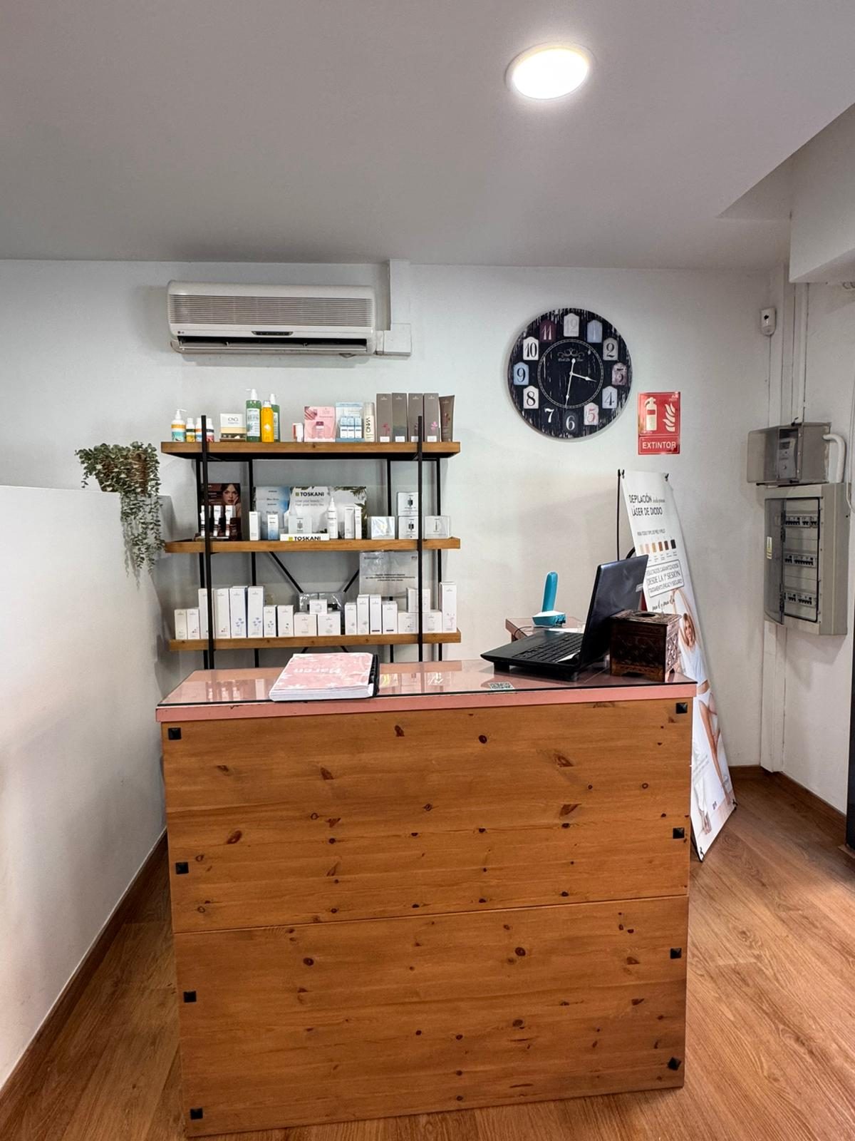 Recepción del Centro de Estética Maren en Cornellà